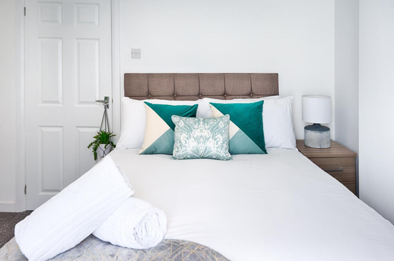 City Centre, Parking, Smart Tv'S In All Rooms สวอนซี ภายนอก รูปภาพ